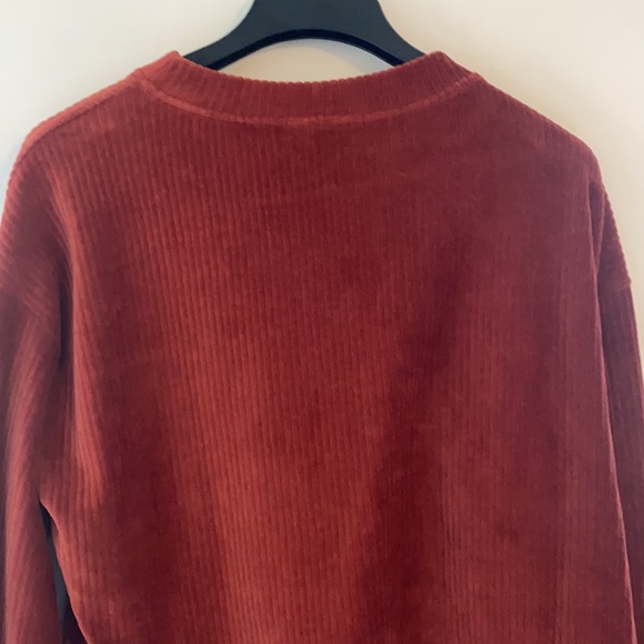 Altar’d State Sweater - Picture 8 of 10